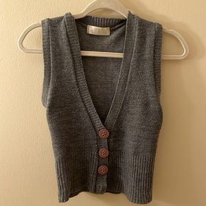 Sweater vest